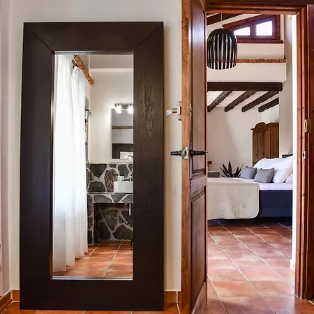Bed & Breakfast La Perla De Deluxe 4*