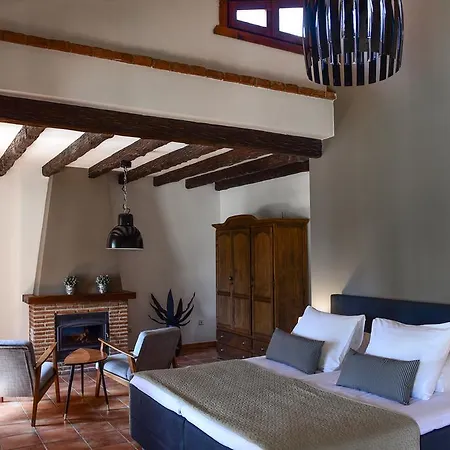 La Perla De Deluxe 4*