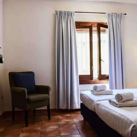 Bed & Breakfast La Perla De Deluxe 4*