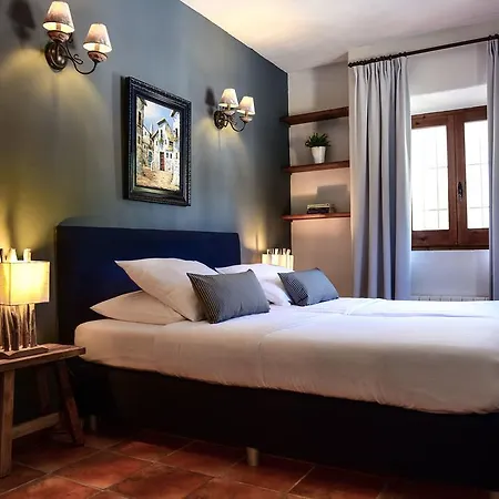 La Perla De Deluxe Bed & Breakfast
