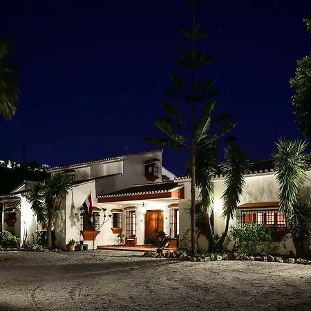 Bed & Breakfast La Perla De Deluxe Frigiliana
